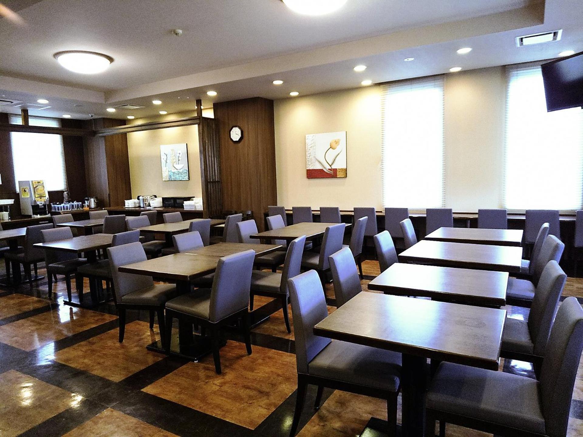 โฮเต็ล รูธ โรงแรม 3*